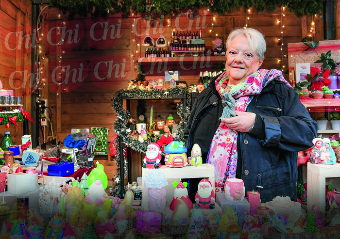 Natale in famiglia per Giorgia Meloni e la madre: candele e tradizioni da Gaeta a Roma