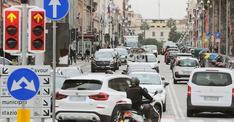 Nuove norme sul Codice della strada: stretta su comportamenti a rischio e incidenti