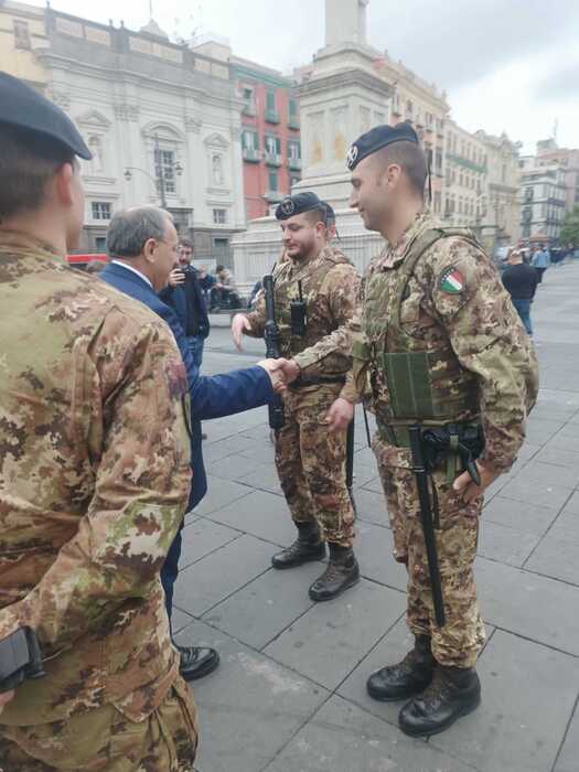 Operazione “Strade Sicure” a Napoli: interventi intensificati per garantire la sicurezza a Piazza Dante