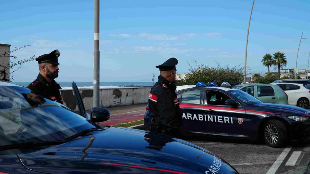 Operazione sicurezza: carabinieri di Roma Ostia intensificano i controlli nei centri commerciali