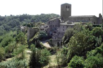 Paese Famoso Per La Sua Storia E Mangiare Da Visitare