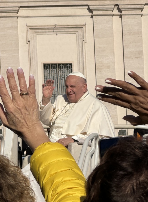 Papa Francesco benedice un olivo per il Parco della Vita all’Abbadia di Fiastra a Tolentino