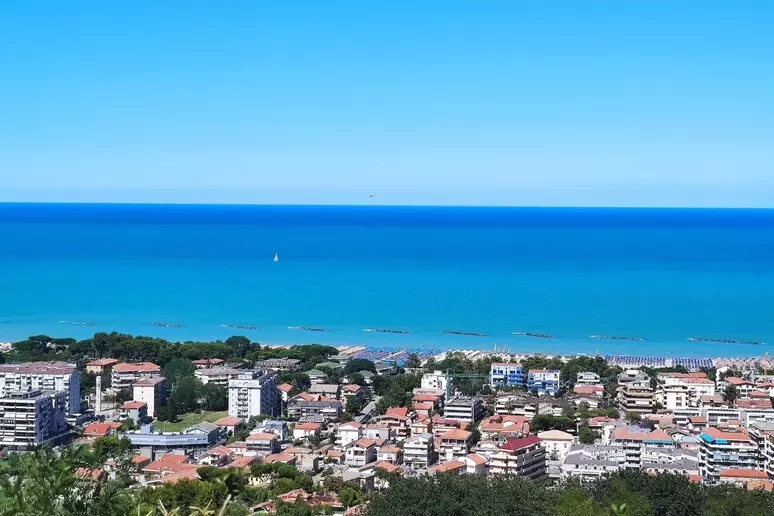 Pescara: l’abbattimento dell’ex cementificio di via Raiale segna un nuovo inizio per Villa del Fuoco