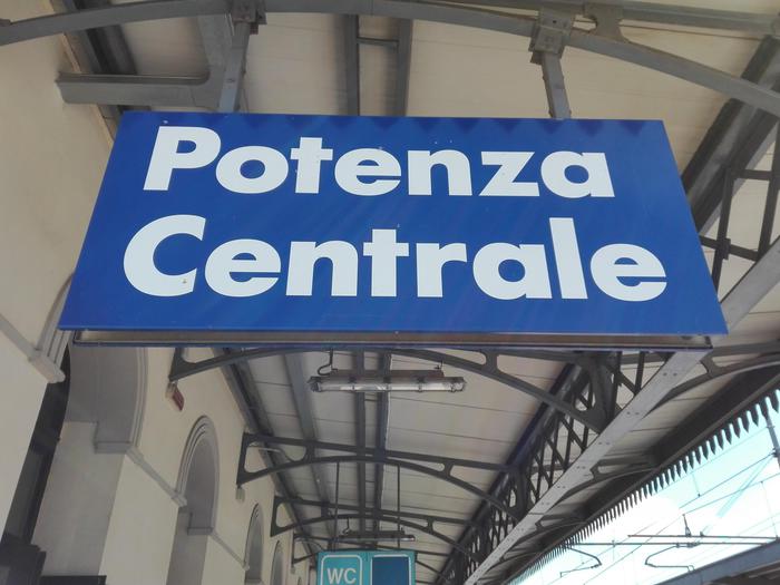 Presentati in Basilicata i nuovi treni elettrici: un passo verso un servizio ferroviario rinnovato