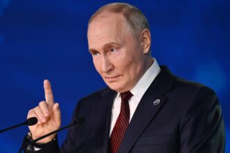 Putin si scusa con Merkel per