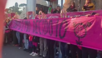 Roma3A Donne In Protesta Per I