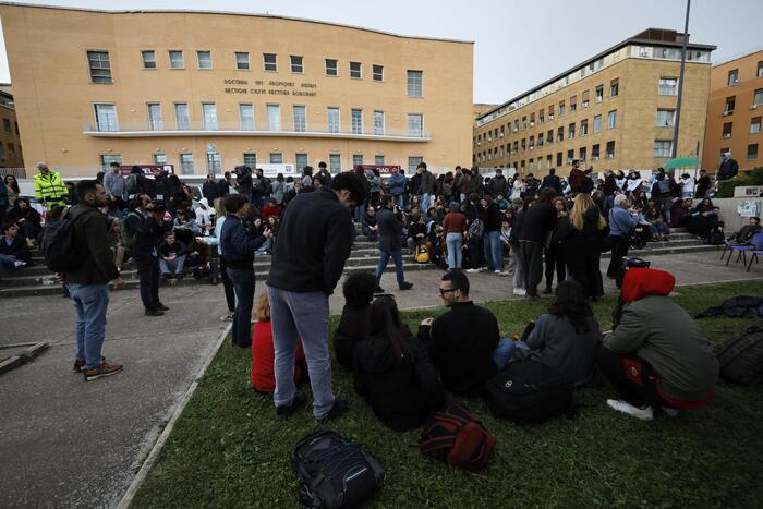 Scontri all’università la sapienza di roma: tensioni fra studenti di destra e collettivi