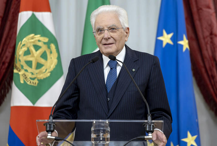 Sergio Mattarella Ad Alessandr