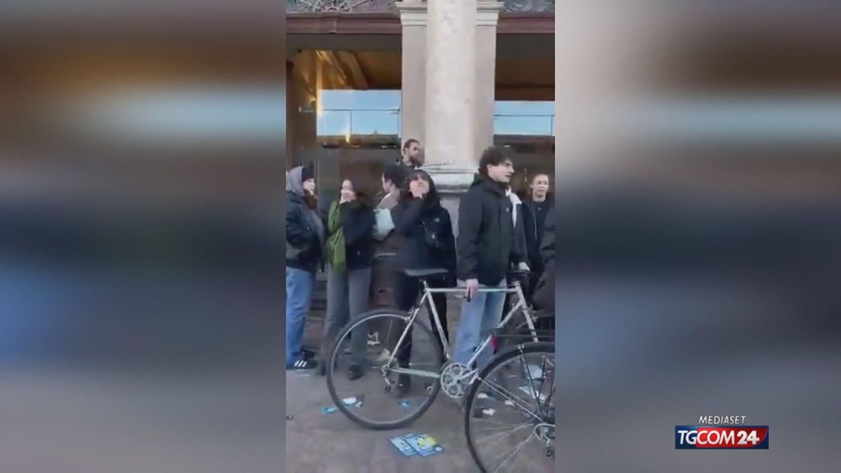 Tensione all’università di Trento: volantinaggio di Azione Universitaria scontro con giovani contestatori