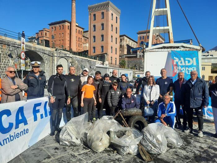 Torre del Greco: 250 chili di rifiuti recuperati durante una giornata ecologica