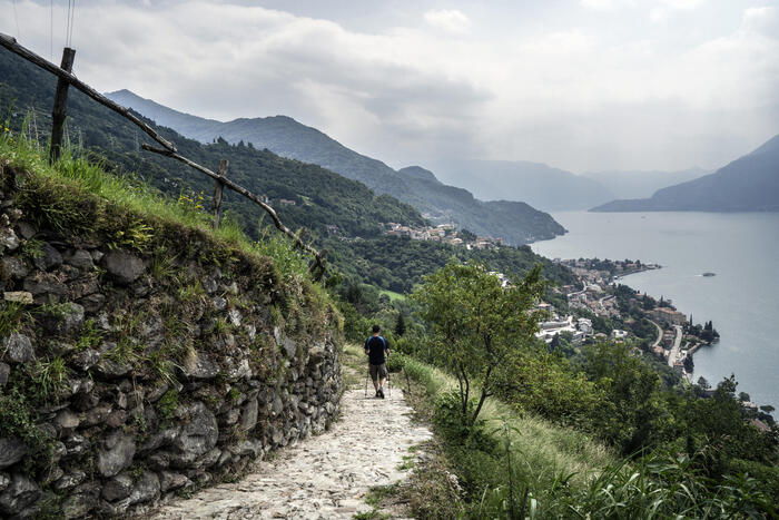 Touring Club Italiano: nuove collane di saggistica per esplorare il territorio