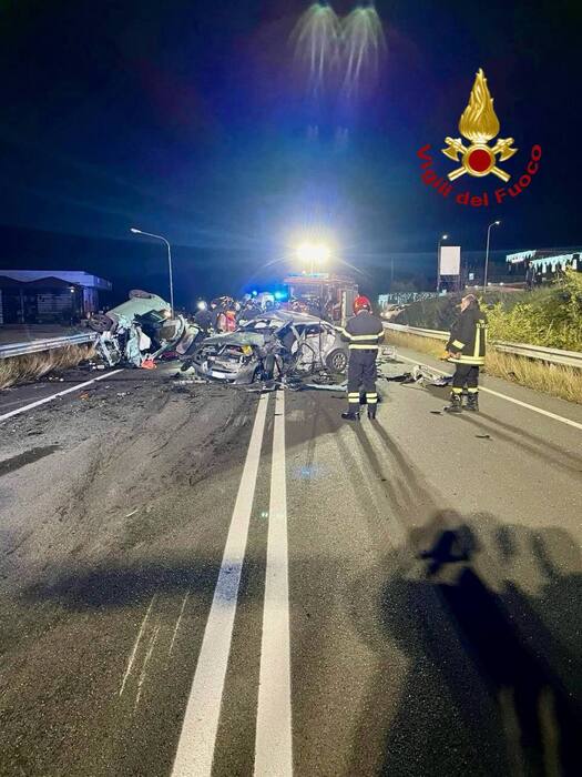 Tragico incidente stradale a T 3