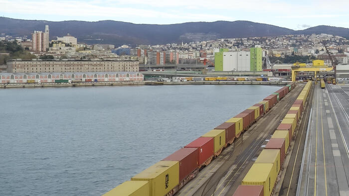 Trieste: nuovo terminal container al Molo VIII, investimenti di oltre 200 milioni di euro