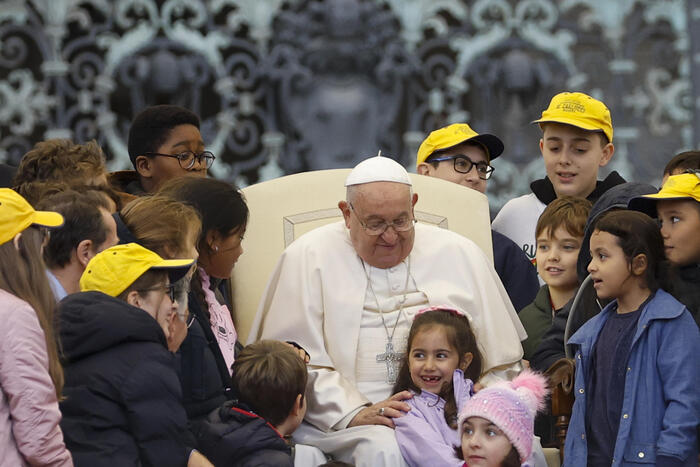 Vaticano: incontro mondiale sui diritti dei bambini il 3 febbraio 2024