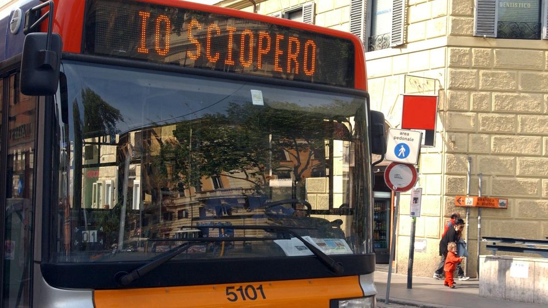 Venerdì 29 novembre: sciopero nei trasporti a Roma, disagi in vista per i pendolari