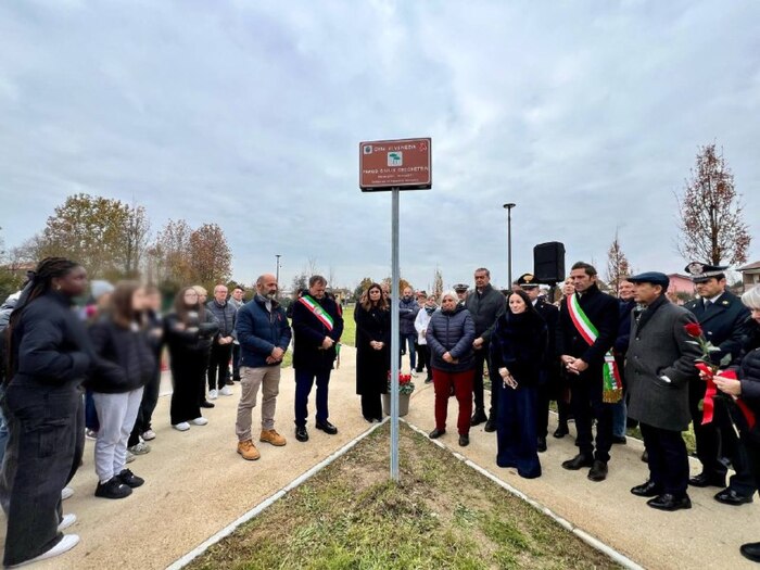 Venezia celebra Giulia Cecchettin con un parco dedicato in occasione della giornata contro la violenza sulle donne