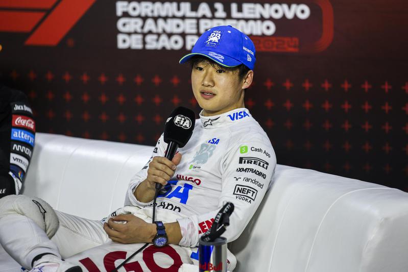 Yuki Tsunoda bloccato alla dogana di Las Vegas prima del Gran Premio di Formula 1