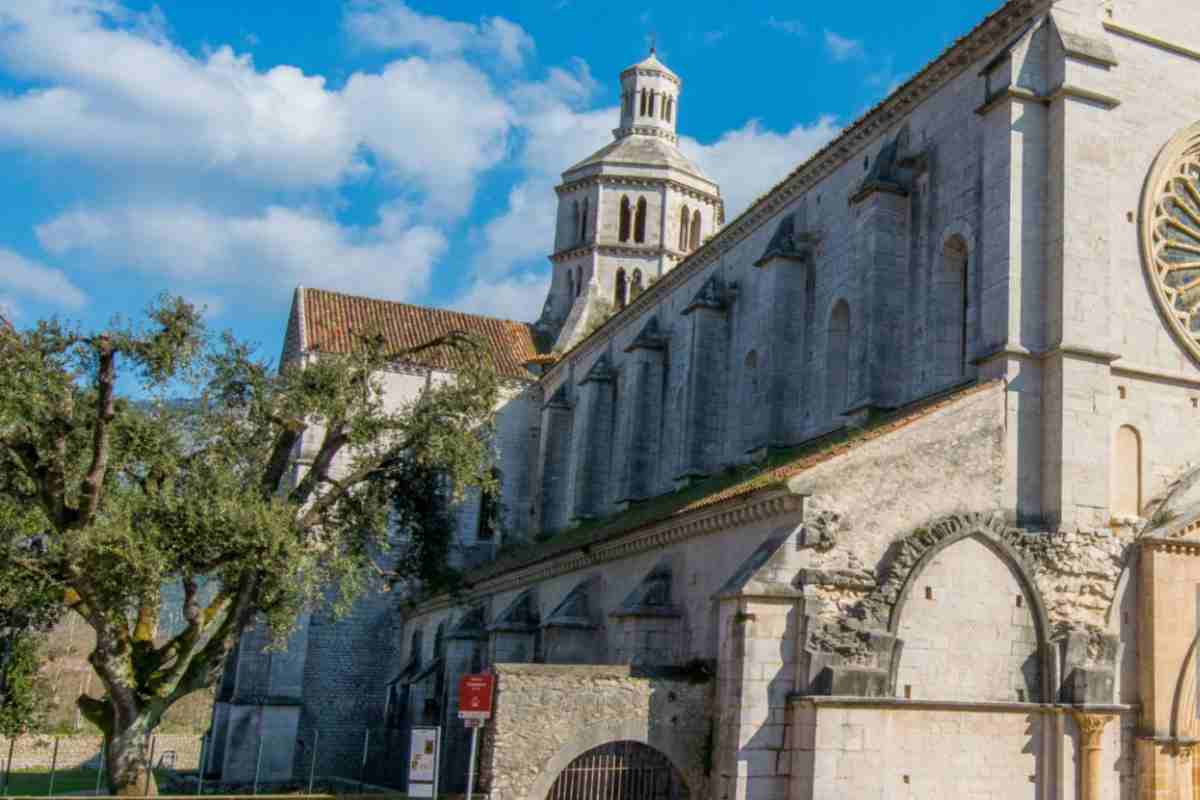 Abbazia di Fossanova imperdibile per chi visita il Lazio 