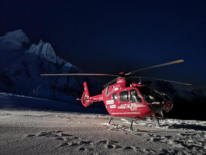 Aiut Alpin Dolomites3A il servi