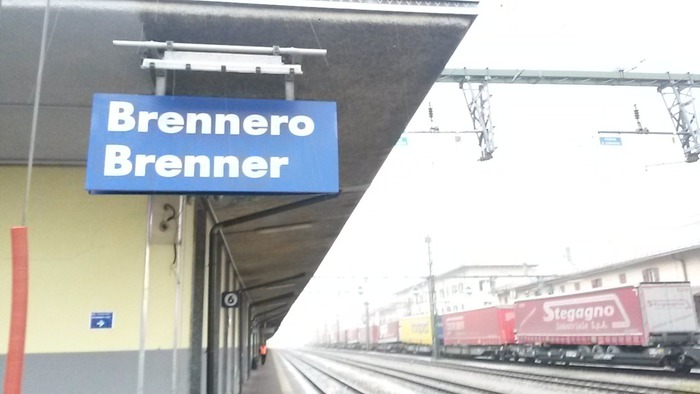 Allerta bomba alla stazione di