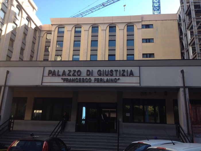 Catanzaro3A il Tribunale libera