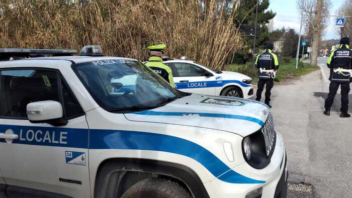 Controlli sui bus a Falconara3A