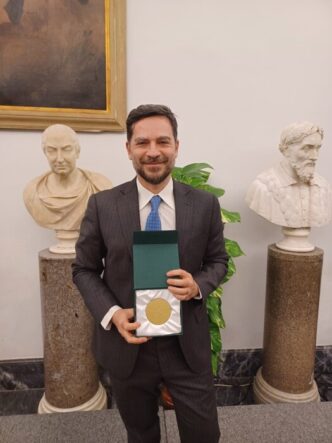 Giovanni Corso premiato come A