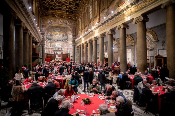 Pranzo di Natale con i poveri3A