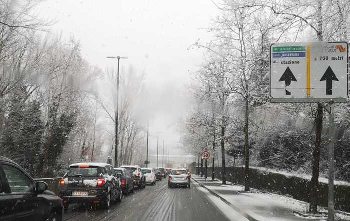 Prima nevicata a Potenza compl