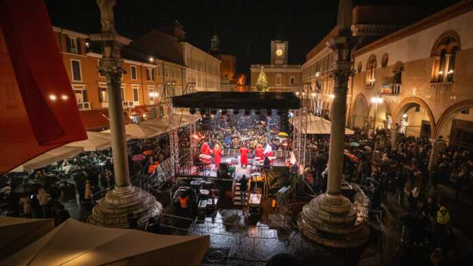 Ravenna si veste di festa3A eve