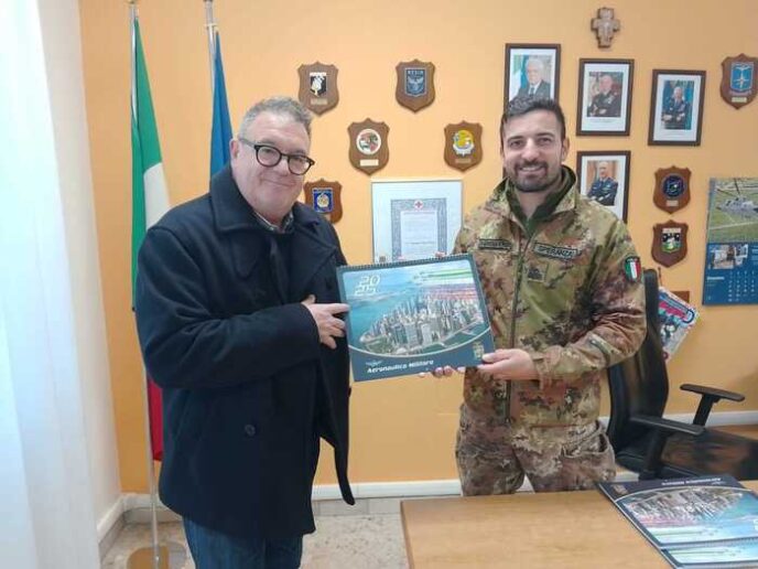 Visita Del Garante Delle Marche Alla Squadriglia Radar Dell Aeronautica Militare Di Potenza Picena