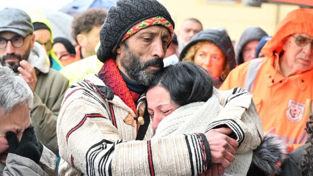 Accoltellamento in un funerale