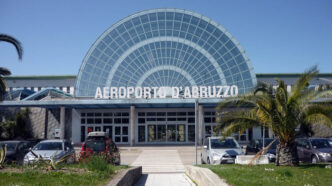 Aeroporto d27Abruzzo3A un passo