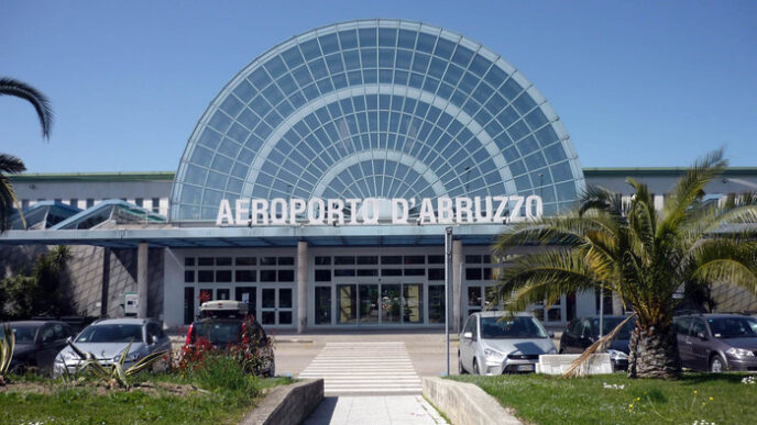 Aeroporto d27Abruzzo3A un passo