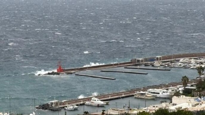 Capri isolata3A forte tempesta