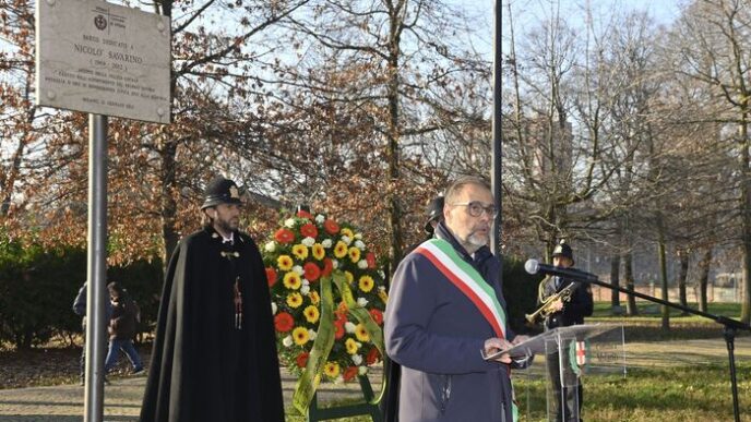 Cerimonia di commemorazione pe