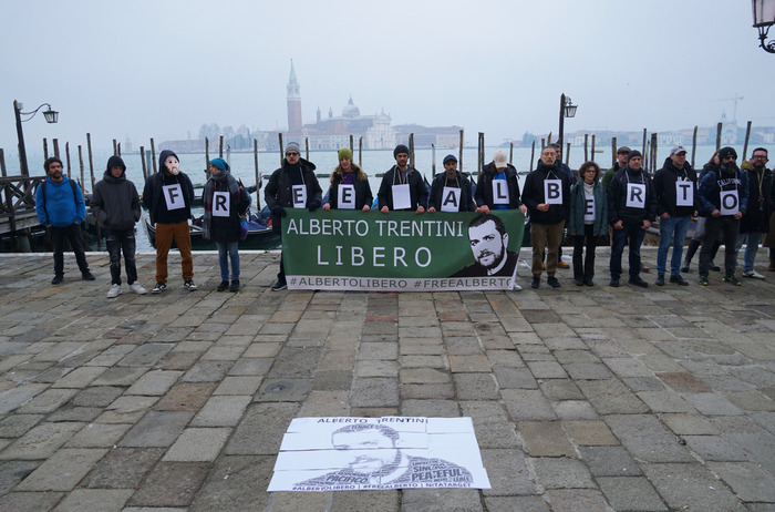 Flash mob a Venezia per la lib