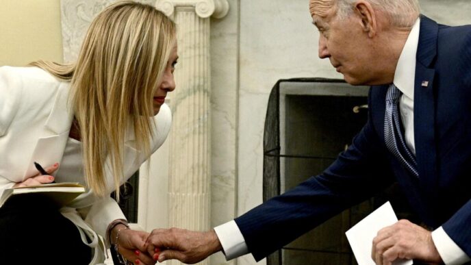 Giorgia Meloni e Joe Biden si