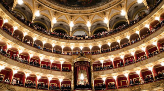 Il teatro di roma si muove ver