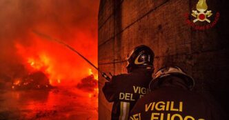 Incendio devastante nella borg