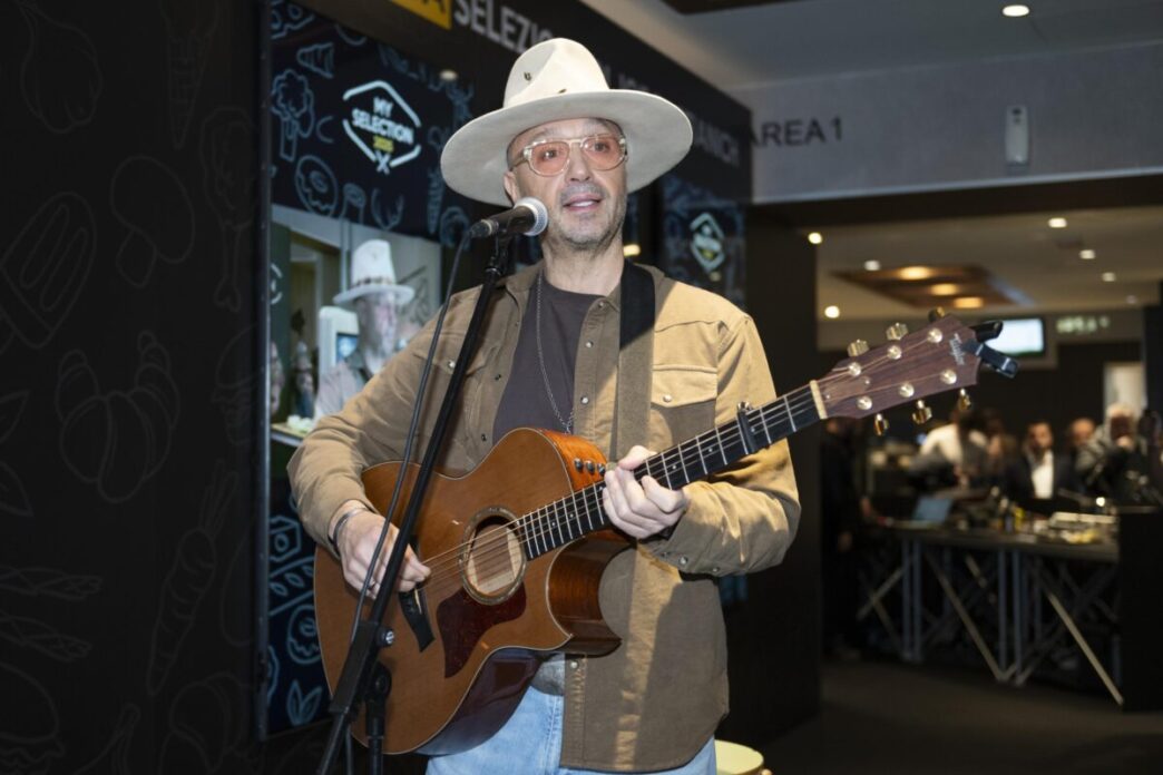 Joe Bastianich celebra lE28099incon