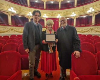 Milena Vukotic premiata per un