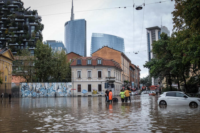 Piogge record e temperature es