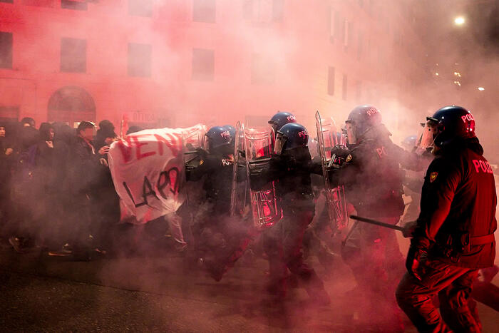 Reazioni contro la violenza in