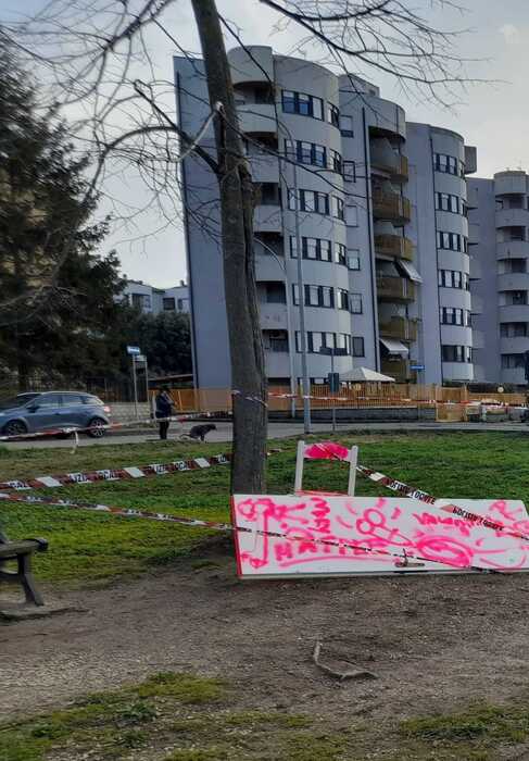 Vandalismo ai giardini pubblic