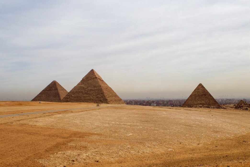 pyramids 4796249 1280