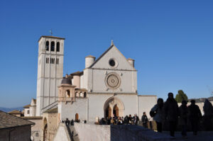 Assisi accoglie i pellegrini3A