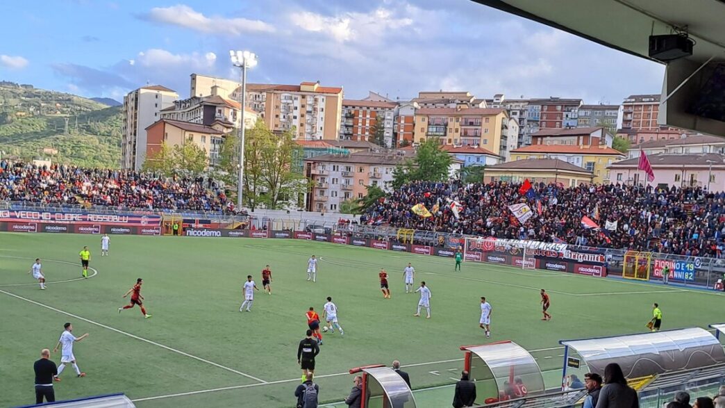 Evasione dal tifo violento3A da