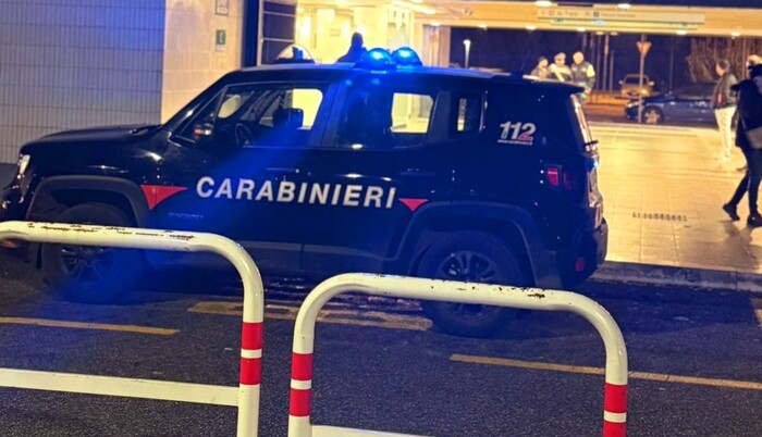 Fermo a Roma per un giovane ma