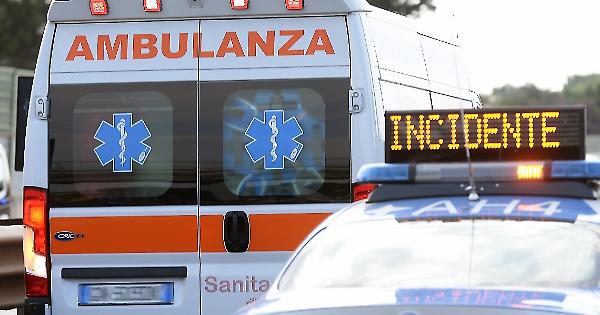 Incidente stradale provoca blo